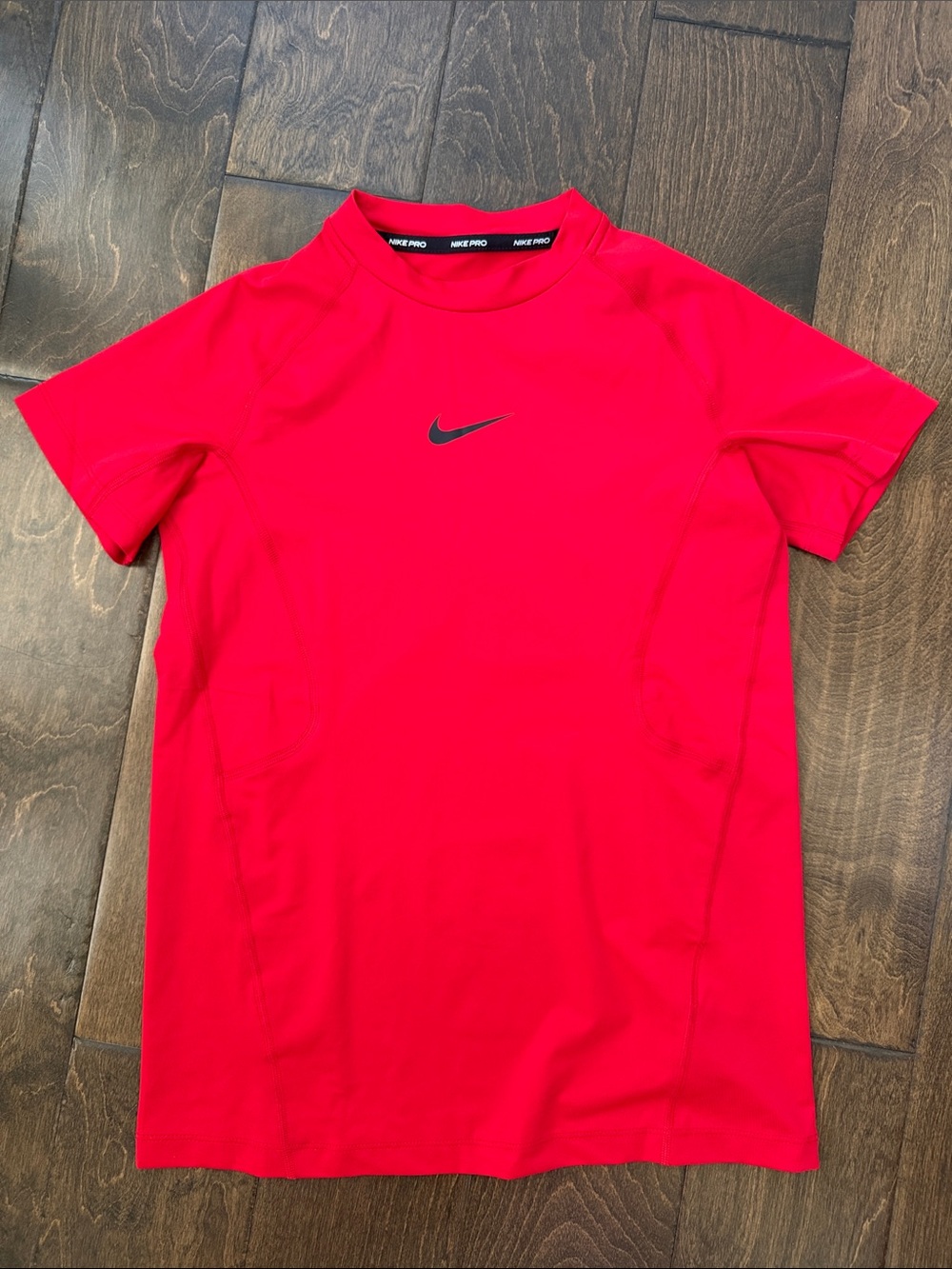 Nike Boys’ Pro Dri FIT short sleeve shirt